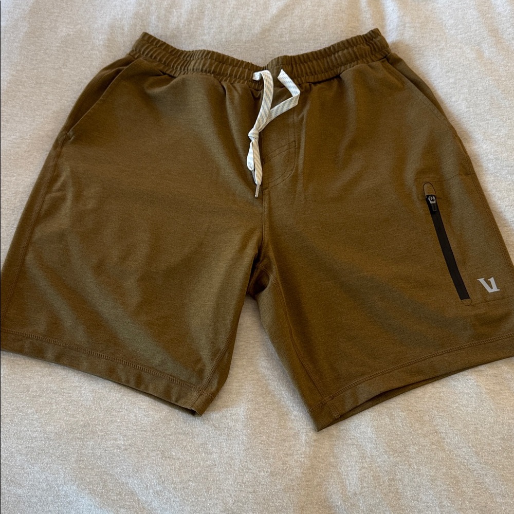 Vuori men’s shorts